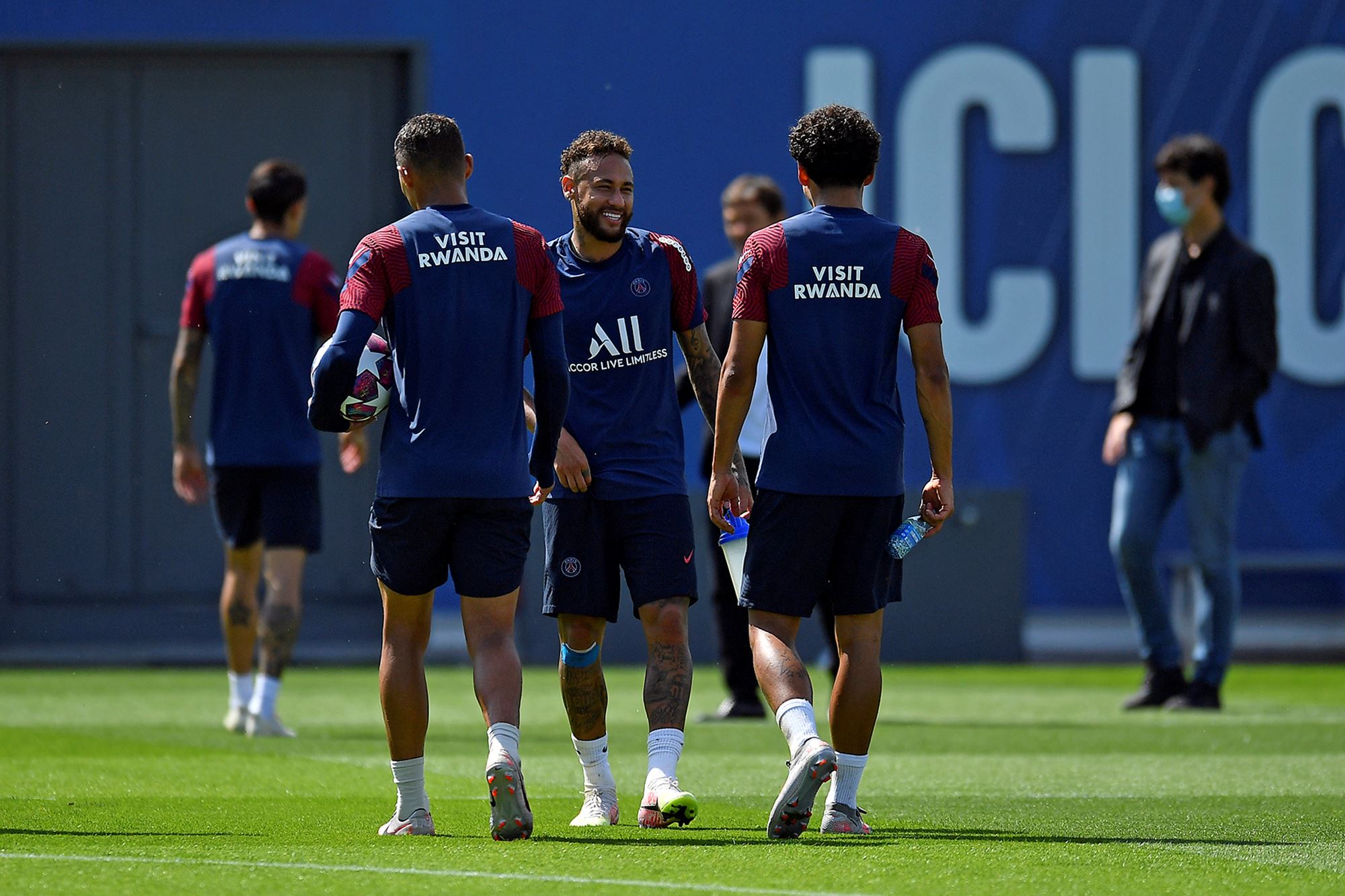 关于法国杯国际比赛日走向成谜,切尔西篮板制胜,话题不断,心理建设被强调的信息 关于法国杯国际比赛日走向成谜,切尔西篮板制胜,话题不断,心理建设被强调的信息