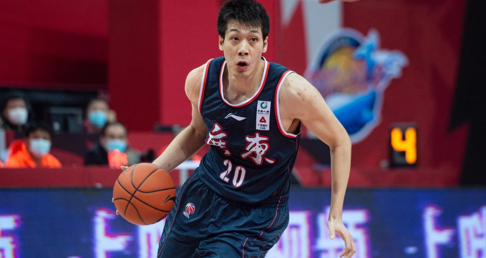 关键时刻体能课后；深圳男篮豪取连胜备战足总杯；管理层满意；赛程密集仍需轮换(足总杯决赛时间2025)