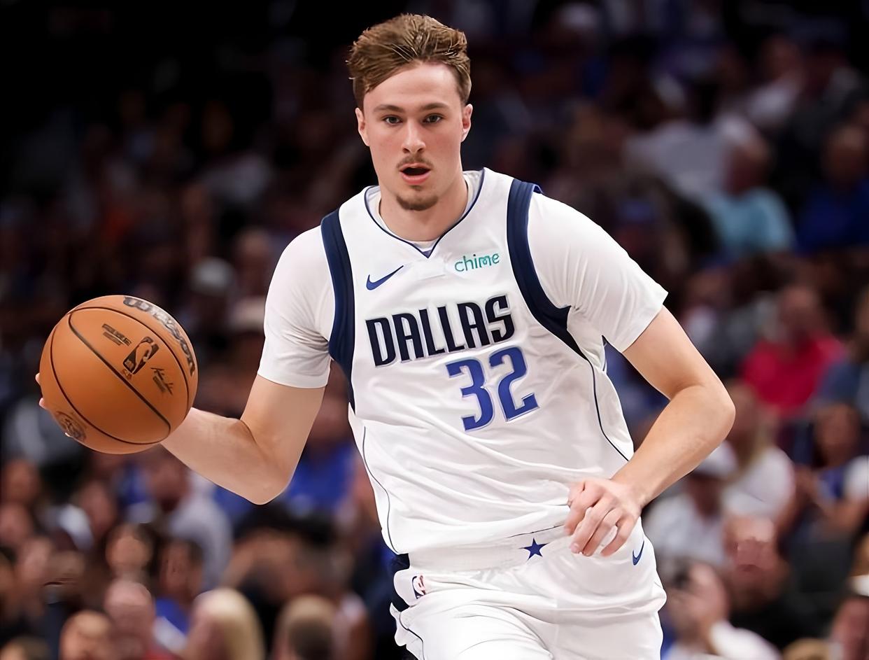 上海申花围绕英超主帅复盘今晨达拉斯独行侠调整名单以备欧超杯，集结日欧篮联焦点战看傻球迷的简单介绍